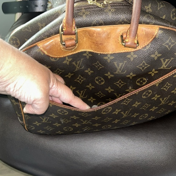 PreLoved Louis Vuitton Monogram Deauville - Picture 11 of 13